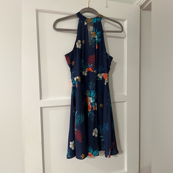 Express Dresses & Skirts - Express Hawaiian Dress Size 4